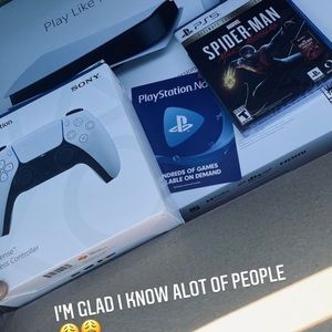 Meet your Posher, Troy